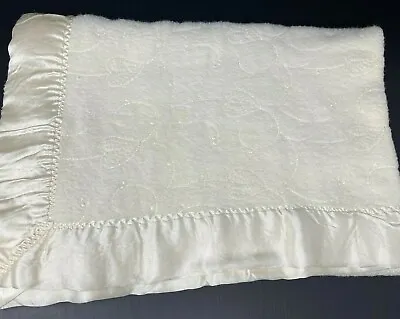 Vintage Cream Ivory Baby Blanket Acrylic Nylon Satin Trim Thermal Leaves Vines  • $33.99