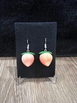 Peach - Fruit - Novelty Earrings *Brand New* • $3