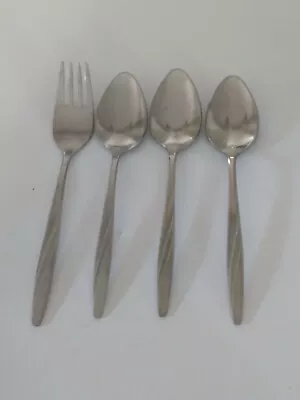 4 International Silver American Stainless American Flair Flatware.Teaspoon Fork • $14.99