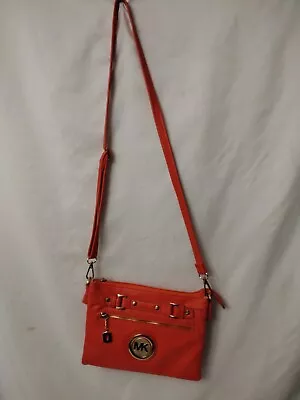 Michael Kors Orange Handbag 9x7 • $29.99