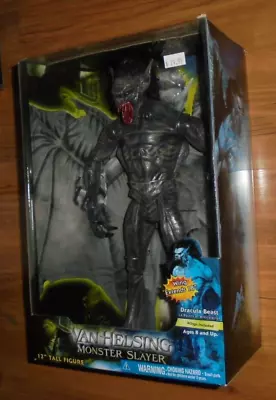 Van Helsing Monster Slayer DRACULA BEAST Boxed Action Figure Jakks 2004 • $65