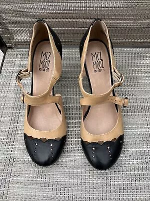 Miz Mooz New York Ladies Joni Black Tan Shoes-8 • $15