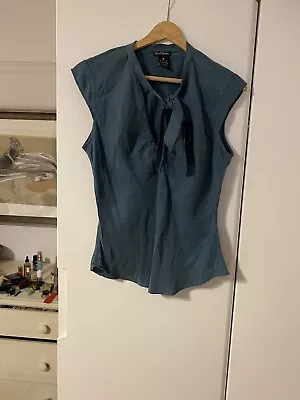 Vintage Earl Jeans Green Pussy Bow 100% Silk Top Sz M • £12