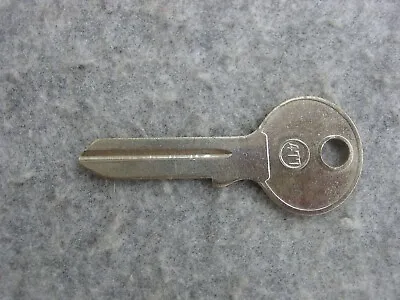 Mercedes 180 Pontoon Key Blank W 120 1953-61 No. 477 Replica • $8.02