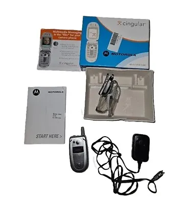 Motorola V400 - Silver ( AT&T / Cingular ) Flip Cell Phone - Bundled W/ Extras! • $69.99