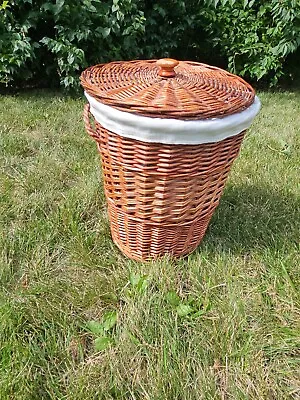 Vintage Wicker Woven Laundry Hamper With Lid Clothes Basket Waste Trash Can • $39.77