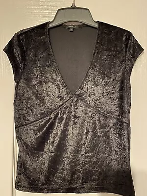 Women’s Vero Moda Velvet Sleeveless Top Black Size Medium • $10