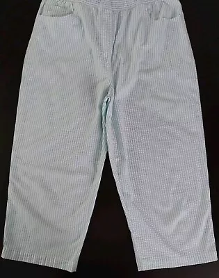 Euc Quacker Factory Blue & White Striped Pullon Stretch Seersucker Capri Pants M • $13.98