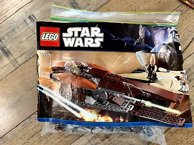 LEGO Star Wars - 7959 Geonosian Starfigher 100% Complete Displayed Only No Play. • $200