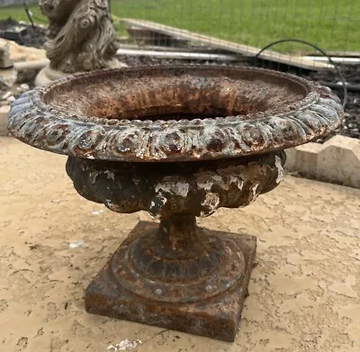 Antique Victorian Cast Iron Low And Wide 15.5  Round Garden Urn Planter 34lb • $499