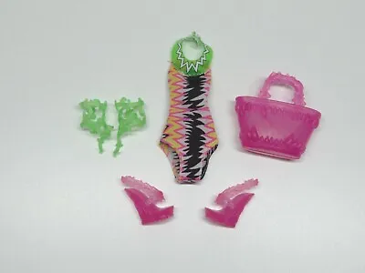 Monster High Venus McFlytrap Swim Class Swimsuit Shoes Purse Leg Vines Beach Bag • $15.99