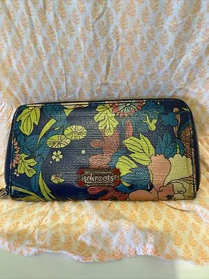 Sakroots Blue Floral Purse Wallet • $20