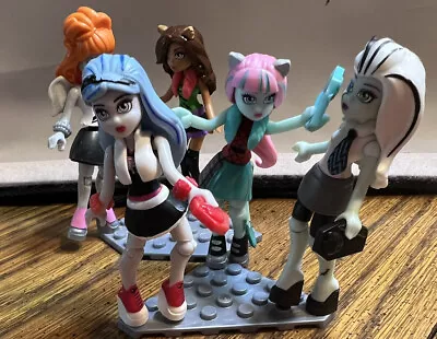 Mega Blocks Monster High Frankie + 4 Figures Salon Replacement Parts Cake Topper • $24.99