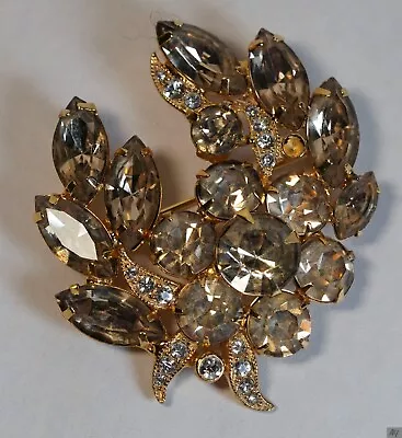 Vintage Eisenberg Ice Gold Tone Brooch Clear Rhinestones Wreath READ • $20