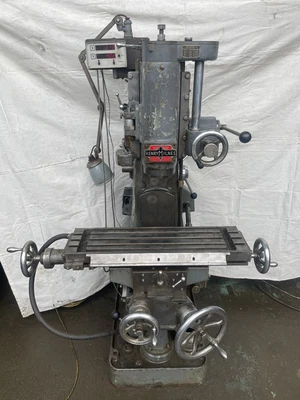 £2250 • Buy Henry Milnes Milling Machine Power Feed Head Table Digital Readout