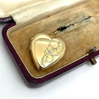 9ct Gold Heart Locket Pendant 9ct Yellow Gold Hallmarked Heart Shaped Locket • £135