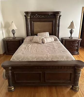 AICO By Michael Amini Signature Series Torino Queen Bedroom Set • $4850