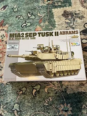 US ABRAMS MAIN BATTLE TANK M1A2   SEP Tusk 1/72 Model Kit • $16.99