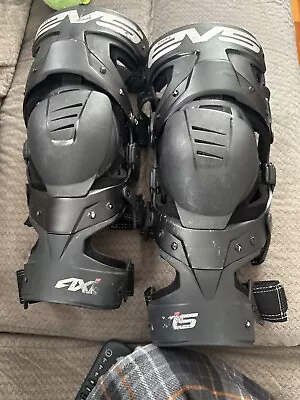 EVS Adult Axis Sport Knee Brace Set Size Large  Mountain Bike Motorcross • $175