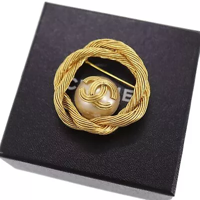 CHANEL CC Circle Used Pin Brooch Gold Plated Pearl 94A France Vintage #CG797 M • $884.63