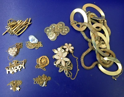 £4.99 • Buy D~47] Job Lot Jewellery Necklace Pendent Gold Hue Chain Bracelets Beads