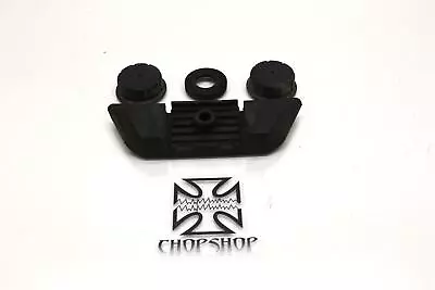 $39.99 • Buy 2005 05 Yamaha V Star 1100 Gas Fuel Petrol Tank Rubber Mounts Mount Set Pair