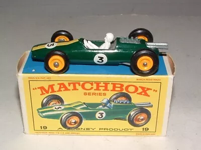 * 1960s MATCHBOX # 19 GREEN LOTUS RACING CAR MINT IN THE BOX CONDITION ! • $14