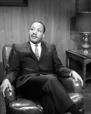 $5.99 • Buy Civil Rights Activist MARTIN LUTHER KING JR Glossy 8x10 Photo Print Poster