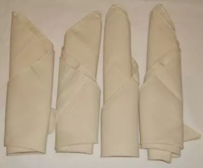 Vintage Set Of 4 Off White Cream Cloth Dinner Napkins RN 33139 Visa Milliken USA • $9.99