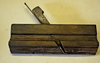 Molding Plane - FRENCH - F M ARLES - 8 3/4  Long - 3/4  Blade           CCC • $22