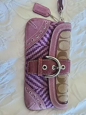 Vintage Coach Wristlet Wallet Purple • $45