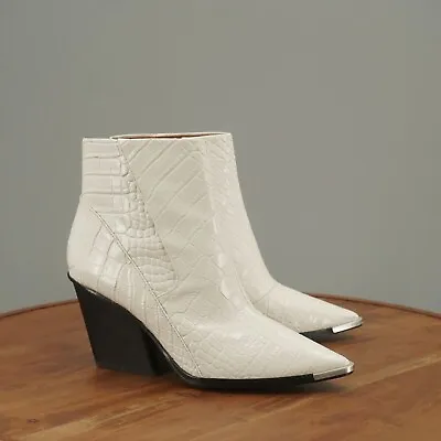Vince Camuto Womens Anikah Ankle Boots Pointed Toe White Embossed Leather 9.5M • $34.95