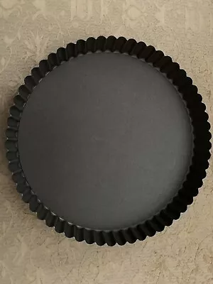 Fluted Tart Pan With Removable Bottom - 9” • $7