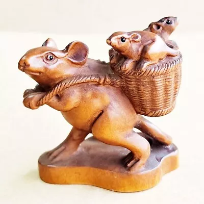 M8787 - 2  Hand Carved Japanese Boxwood Netsuke  : Mouse Mom And 2 Babies • £25.19