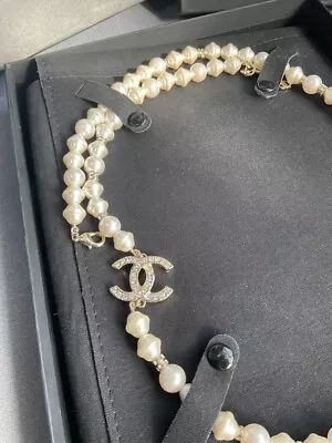 Chanel Necklace Pearl CC Logo With Rhinestones • $650