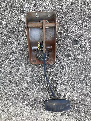 92-96 Ford F150 1997 F250 F350 Bronco Automatic Brake Pedal Assembly OEM Used • $59.95