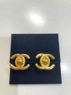 Chanel Turnlock Earrings Vintage • $1074.03