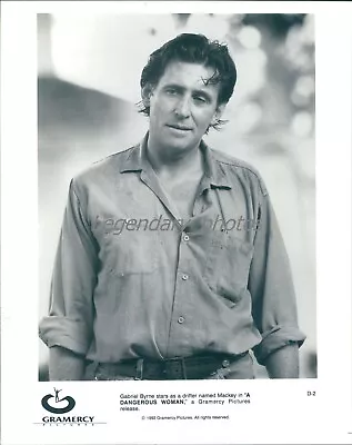 1993 Actor Gabriel Byrne Seen In A Dangerous Woman Original News Service Photo • $14.99