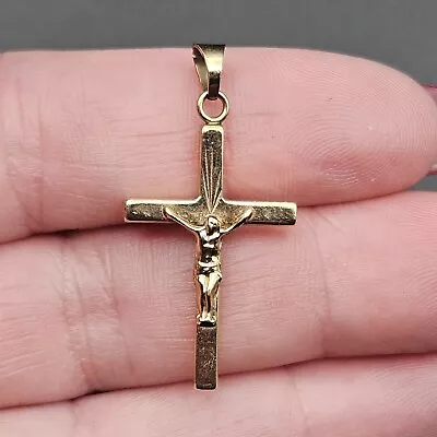 Vintage Hallmarked 9ct Gold Cross Crucifix Pendant 2.37g • £24