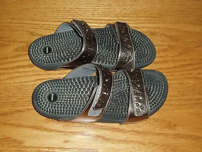 Kenkoh Womens Size 7 Serenity V Massage Sandals Bronze Color *EUC • $30