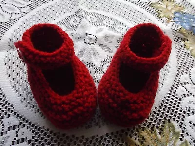 Hand Knitted  Baby Shoes / Booties 0-3 Months  • £2.30