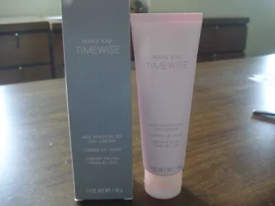 Mary Kay Timewise Age Minimizer 3D Day Cream  For Dry Skin • $15.99