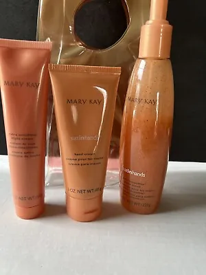 New MARY KAY Satin Hands Pampering Set. Discontinued • $21