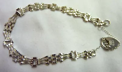 £40 • Buy VINTAGE 925 SOLID SILVER 3 GATE BRACELET HEART PADLOCK SAFETY CHAIN  7 Inch