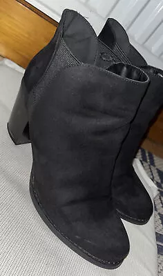 £15 • Buy Ladies Suede Black Ankle Boots Size 5/38-great Condition Red Herring