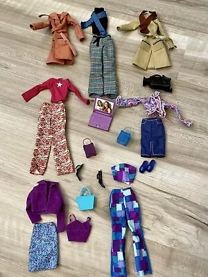Mary Kate & Ashley Doll “Winning London” Doll Clothes Shoes & Accessories Lot • $38.50