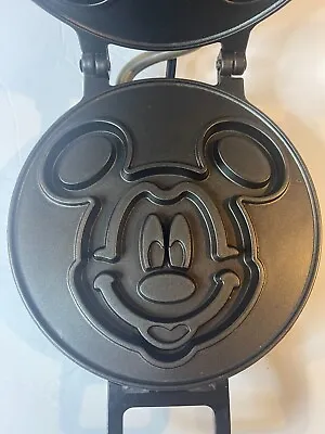 Vintage Vitantonio Mickey Mouse Waffle Iron Mickey’s Waffler #950 (Works) • $250