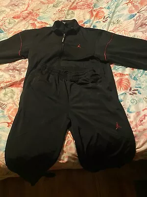 Jordan Large Black Tracksuit • $50