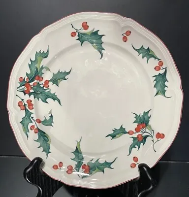 Villeroy & Boch--Holly--Dinner Plate--As New-- • $40