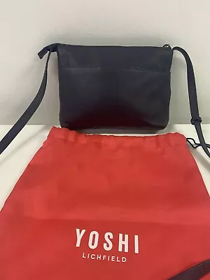 Yoshi Hand Or Shoulder Bag Teal Leather 3 Compartment Bag - Id Tag - Charity Lot • £19
